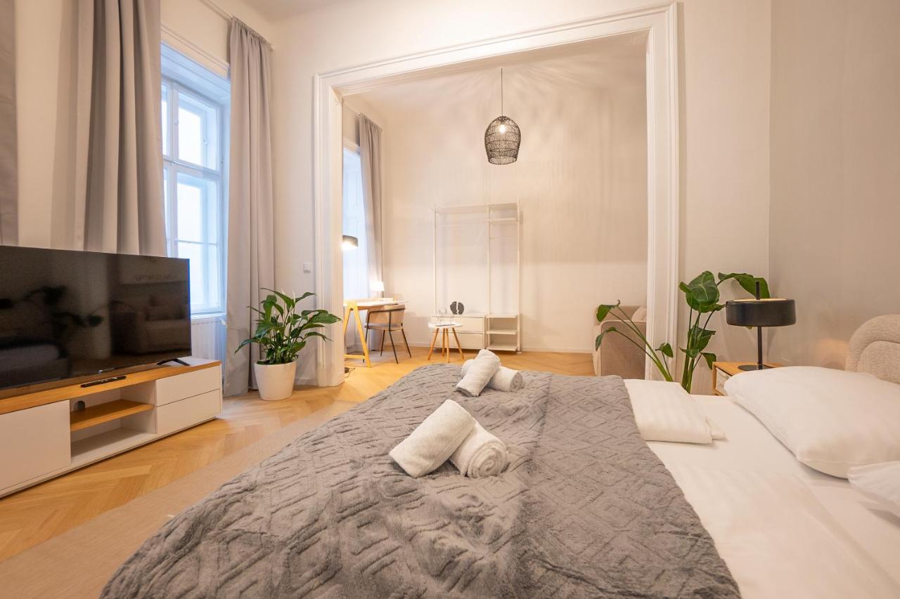 Spacious 110М2 Flat In The City Center 비엔나 외부 사진
